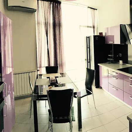 Oasis Apartment Kyiv